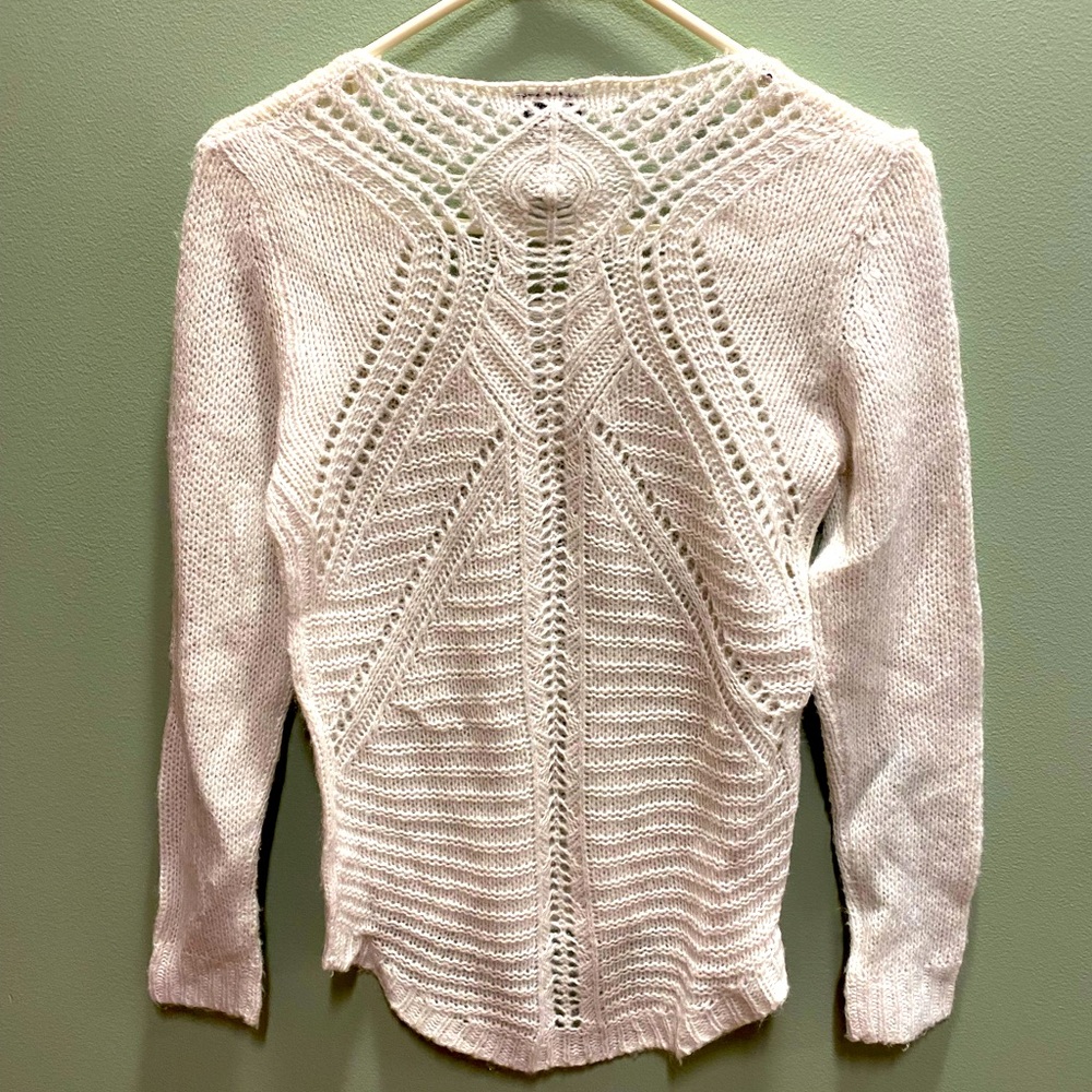 Elegant White Knit Sweater